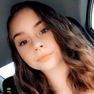 Meet your Posher, Mackenzie